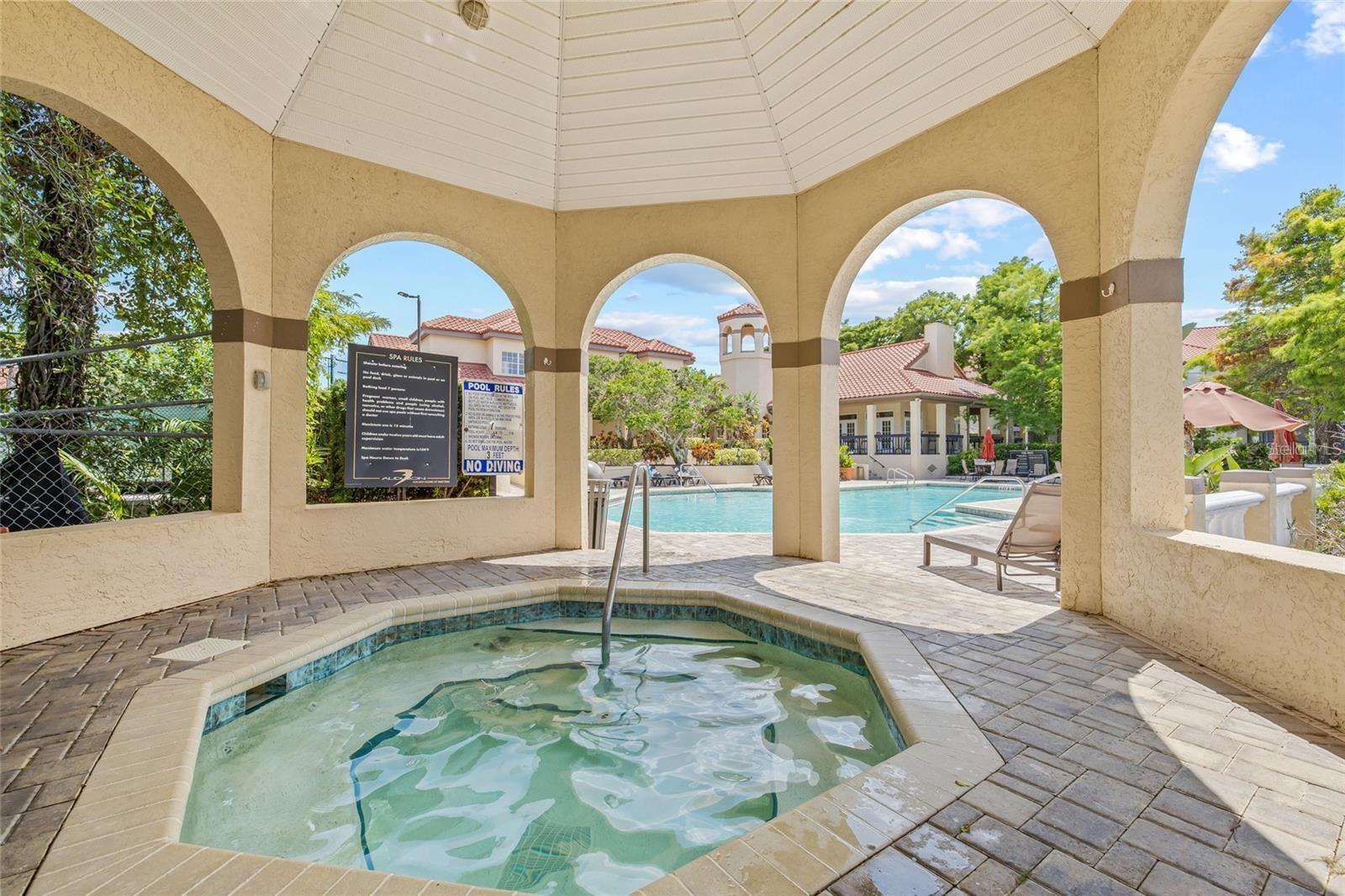 Image 38 of 39 For 2400 Feather Sound Drive 522