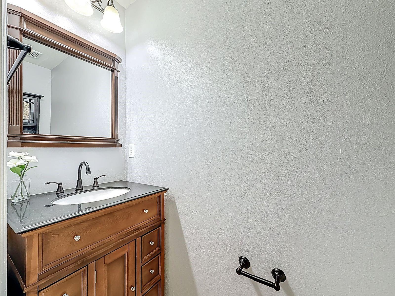 Listing photo id 12 for 1951 Searay Shore Drive