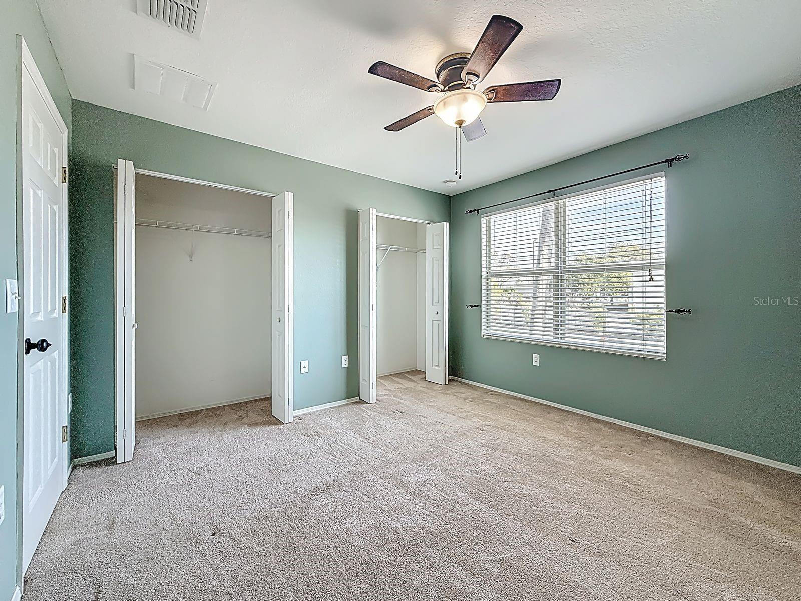 Listing photo id 17 for 1951 Searay Shore Drive