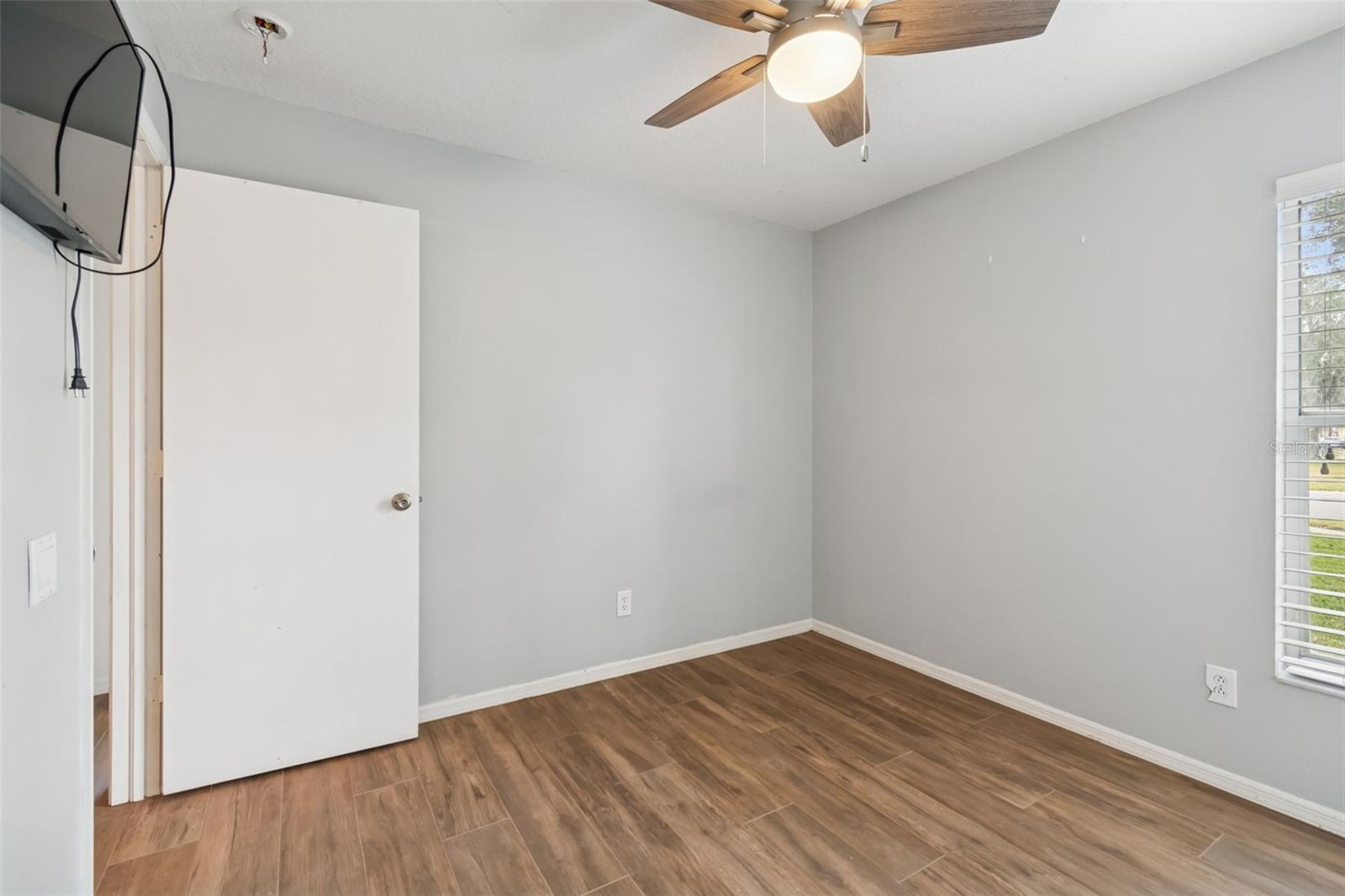 Image 15 of 73 For 4602 Gulfwinds Drive