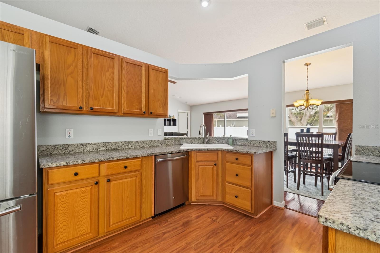 Image 33 of 73 For 4602 Gulfwinds Drive