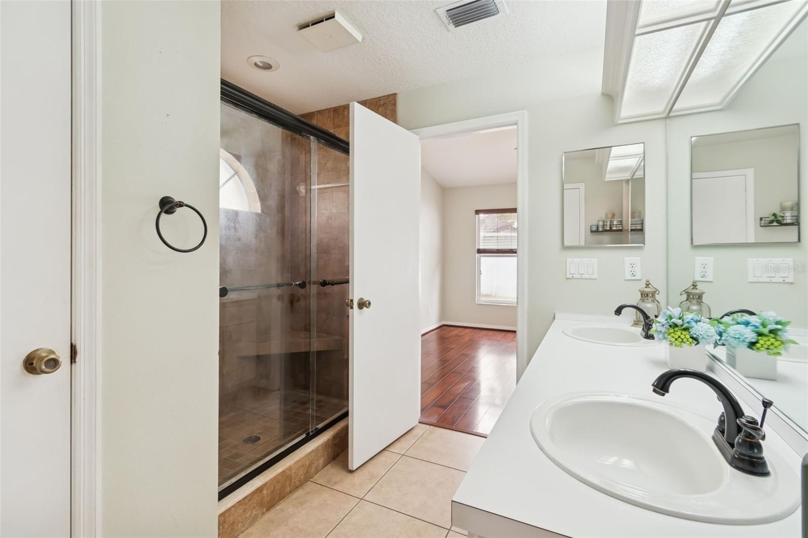 Image 40 of 73 For 4602 Gulfwinds Drive