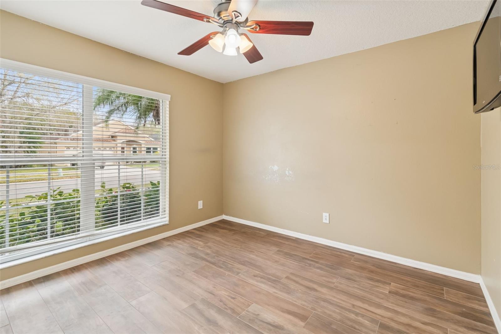 Image 8 of 73 For 4602 Gulfwinds Drive