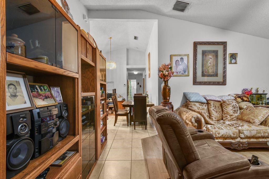 Image 10 of 46 For 1125 40th Street S