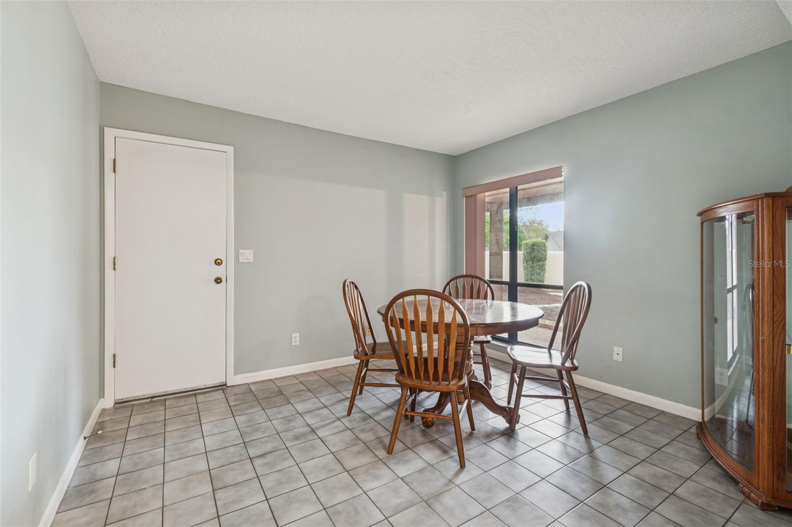 Image 12 of 39 For 4901 Umber Way S