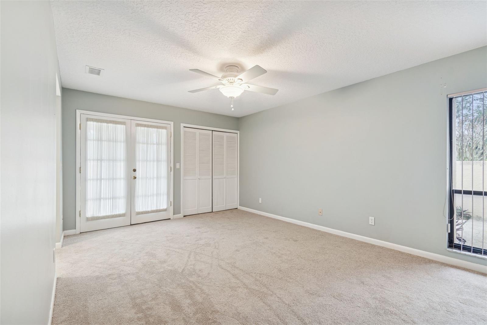 Image 16 of 39 For 4901 Umber Way S