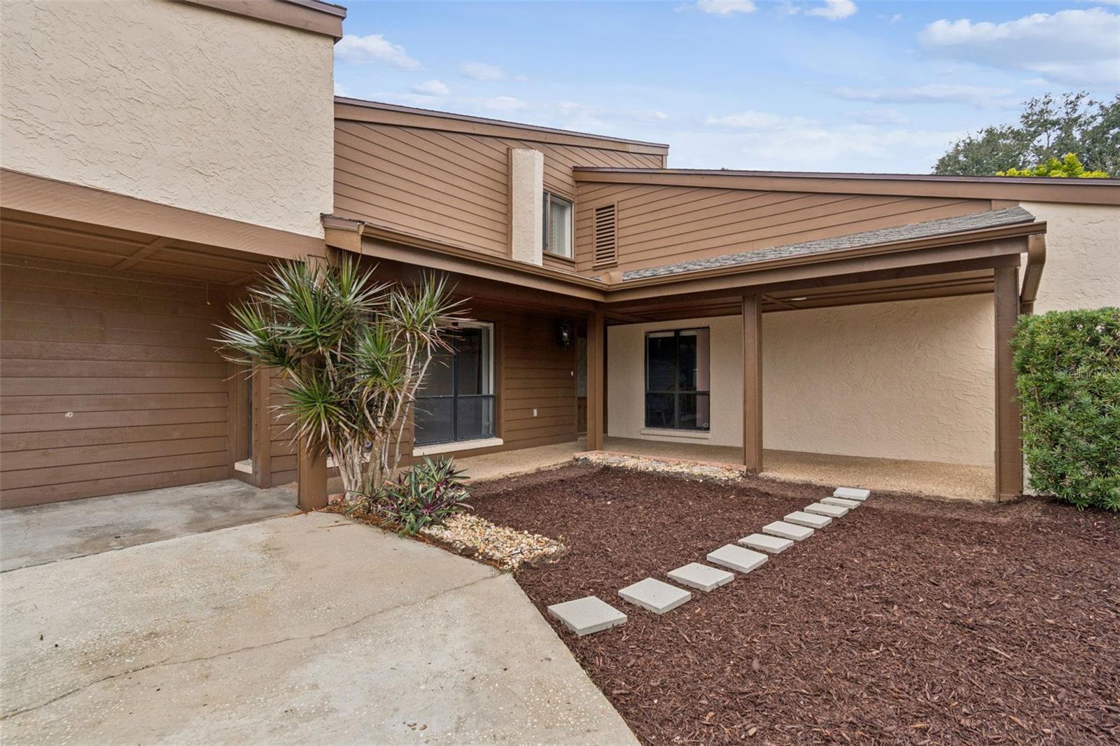 Image 4 of 39 For 4901 Umber Way S