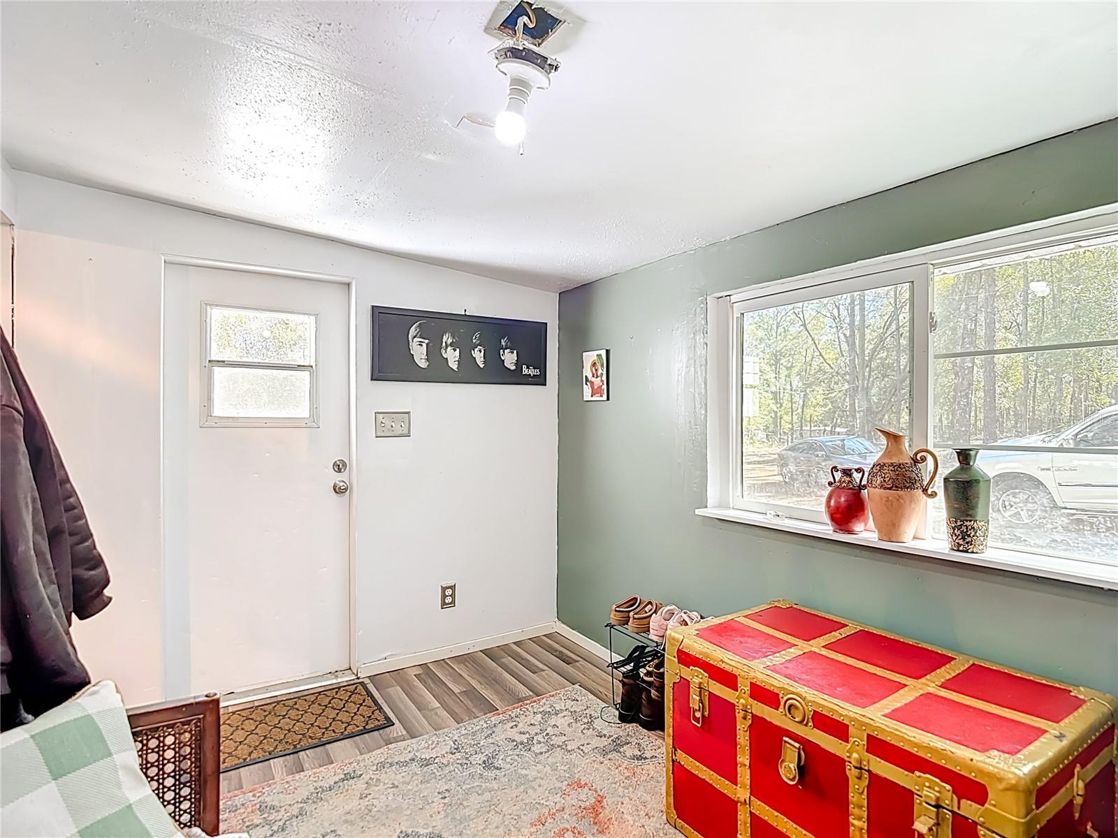 Image 11 of 49 For 6421 Sunnyside Ranch Road