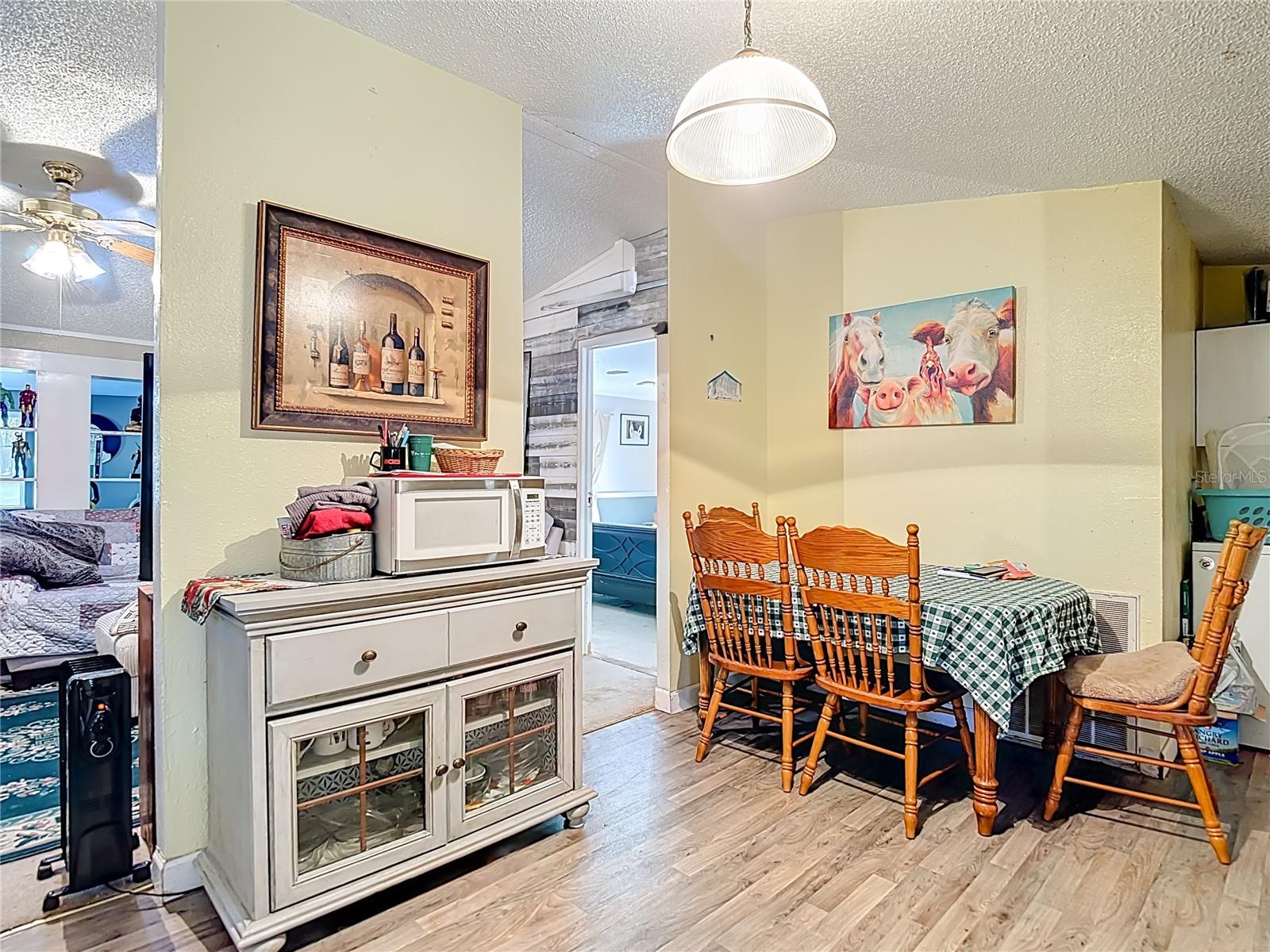 Image 22 of 49 For 6421 Sunnyside Ranch Road