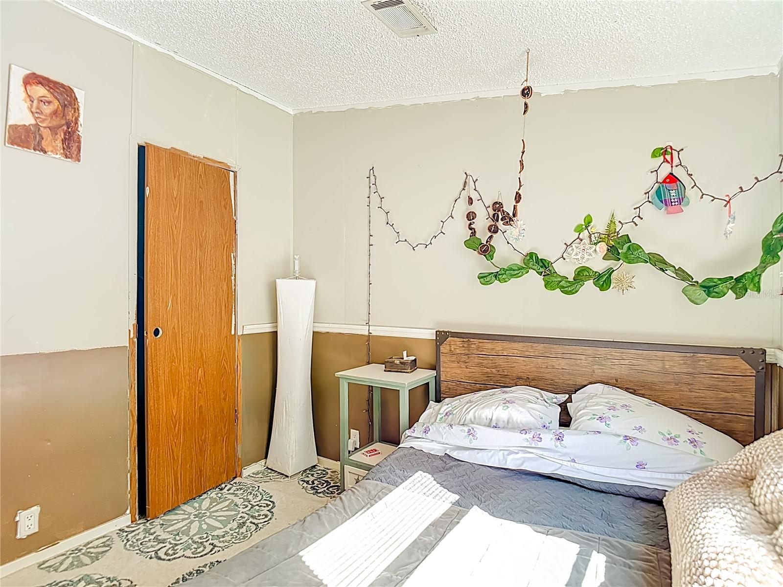 Image 33 of 49 For 6421 Sunnyside Ranch Road