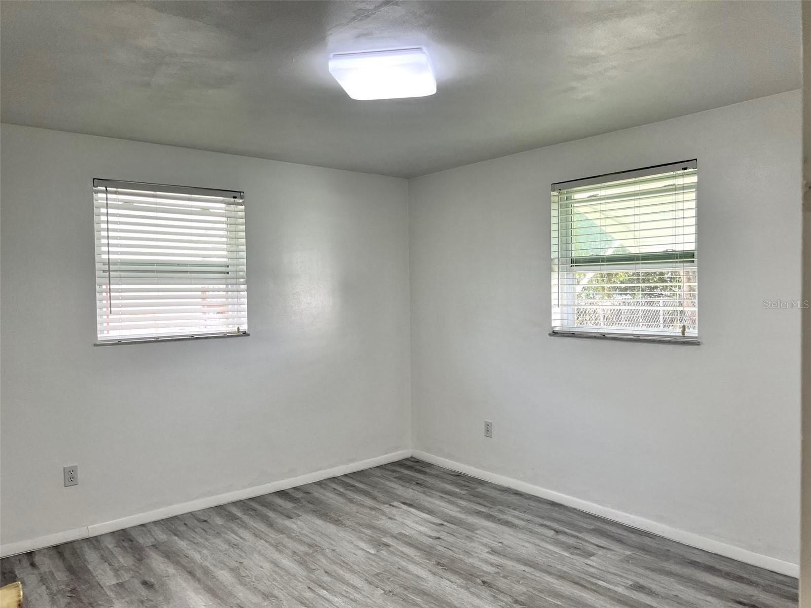 Image 24 of 37 For 4640 Taray Lane