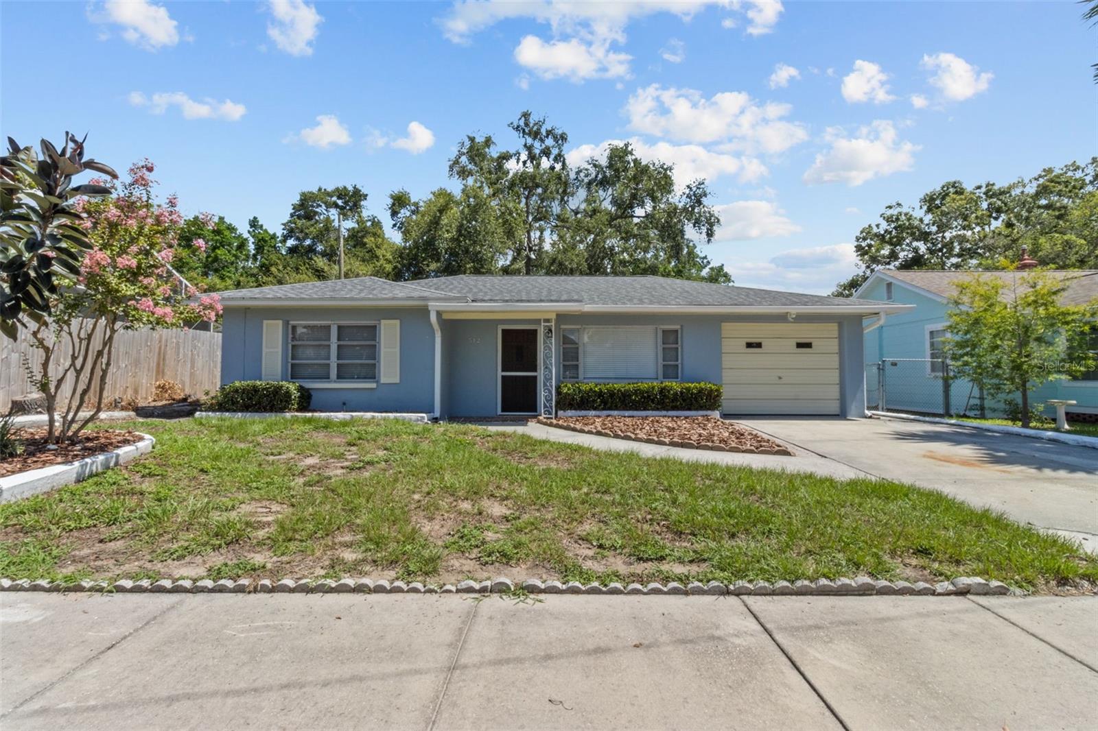 Image 26 of 37 For 512 Richmond Street