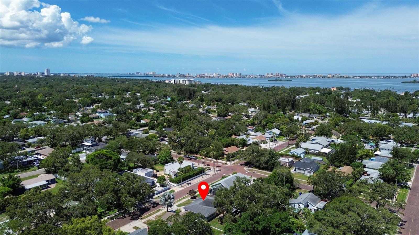 Image 34 of 37 For 512 Richmond Street