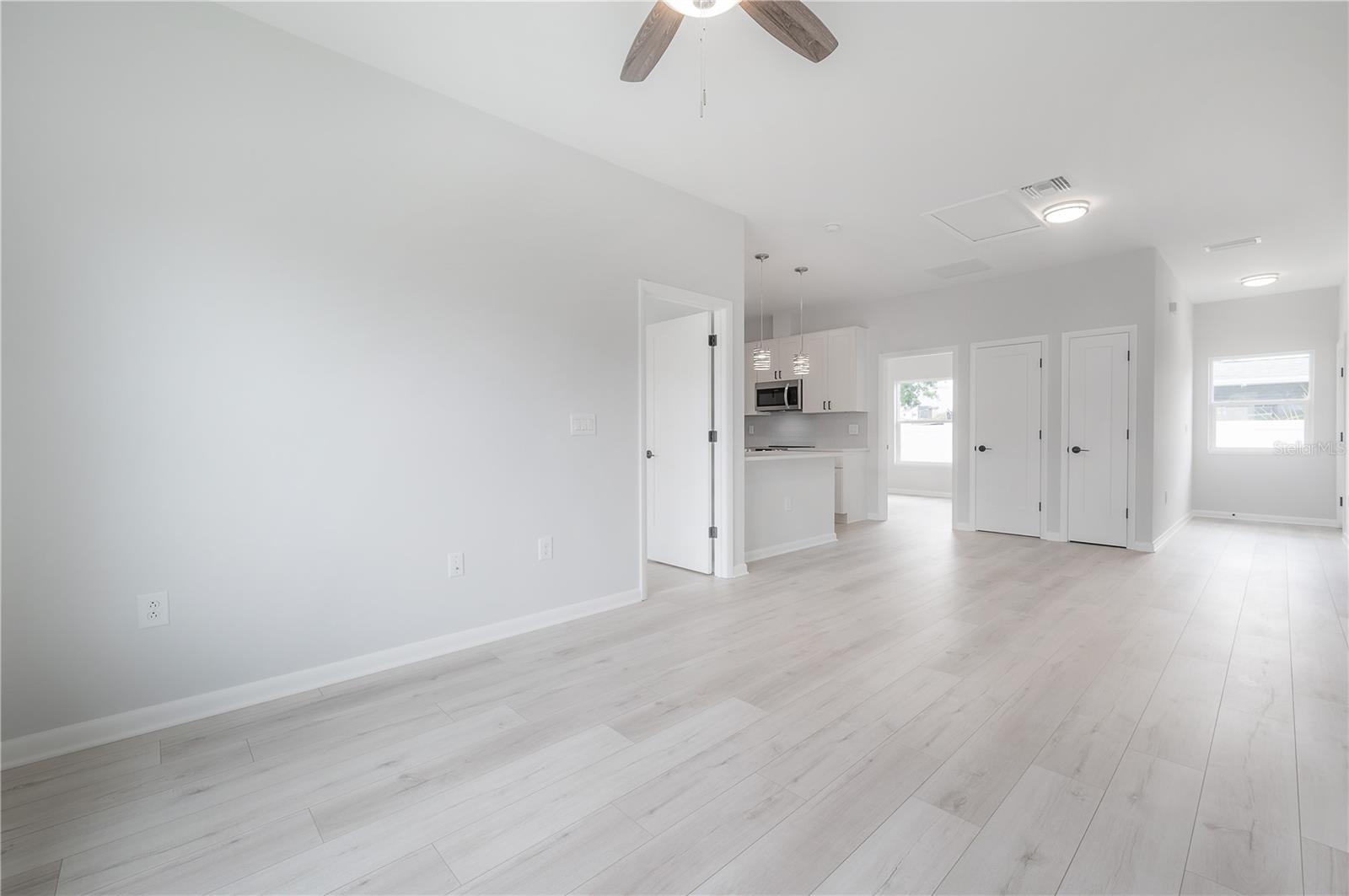 Image 15 of 55 For 3921 State Street 1 & 2