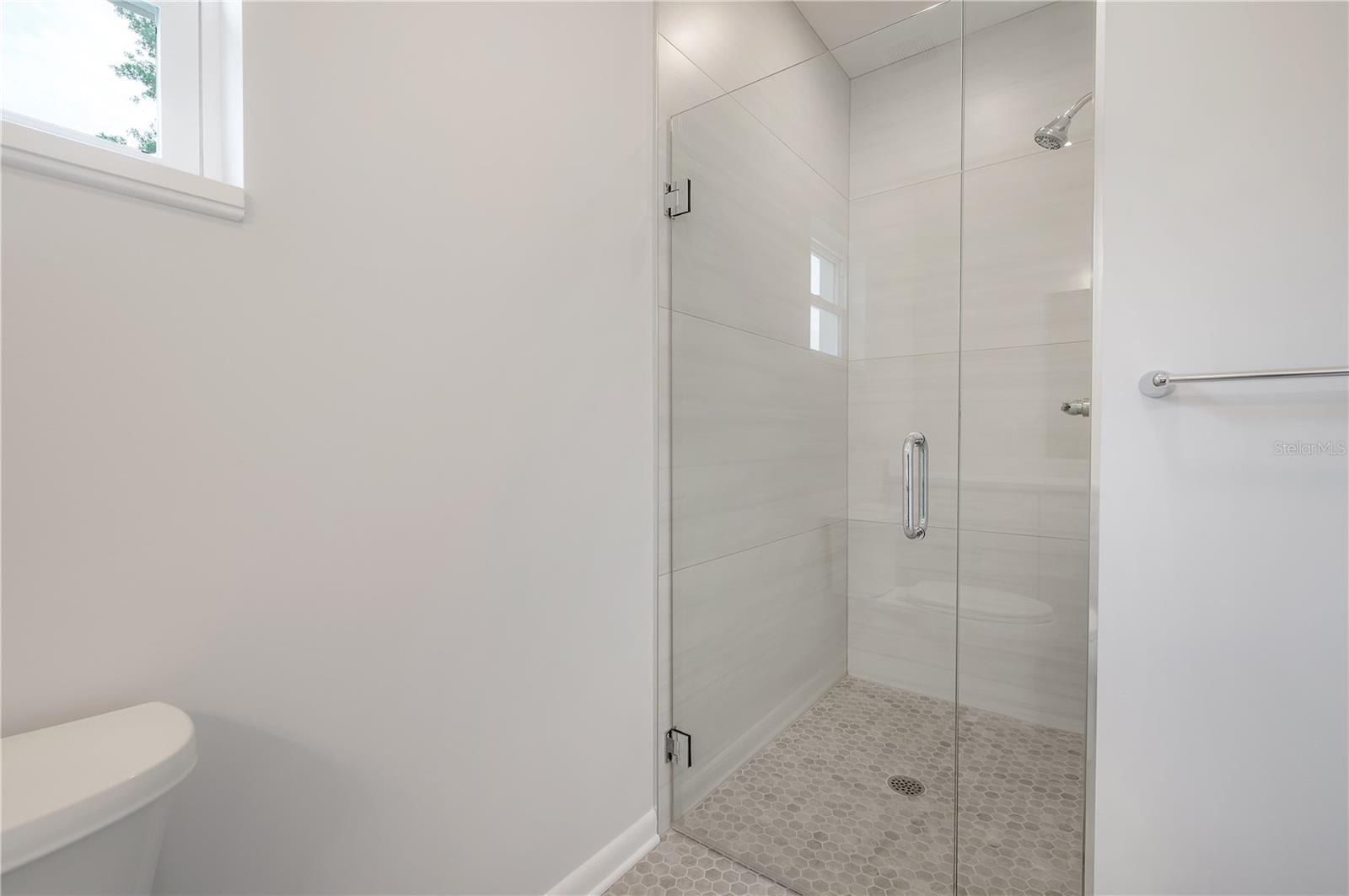 Image 43 of 55 For 3921 State Street 1 & 2