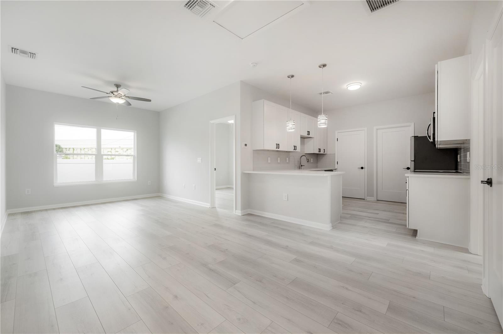 Image 6 of 55 For 3921 State Street 1 & 2