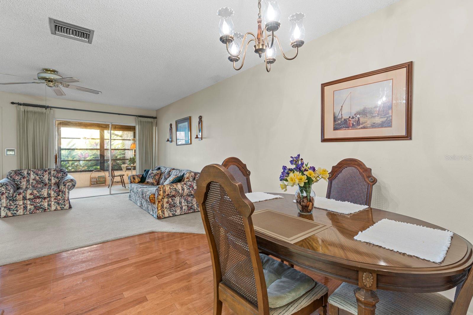 Image 16 of 37 For 2850 Highlands Boulevard A