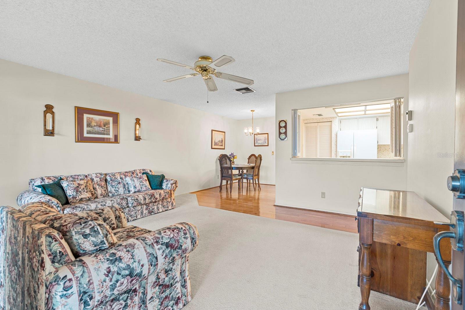 Image 8 of 37 For 2850 Highlands Boulevard A