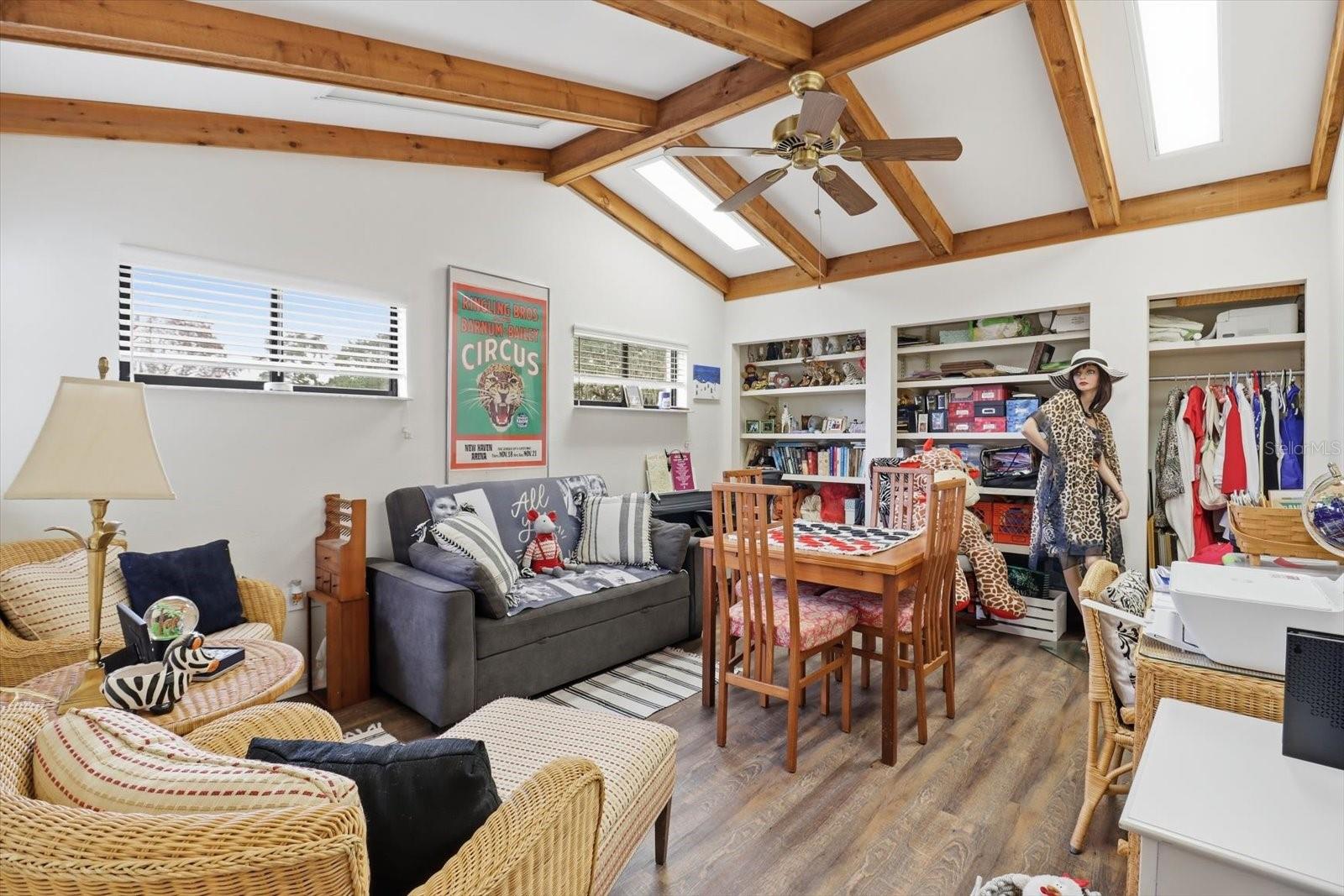 Image 25 of 43 For 560 Falconry Court