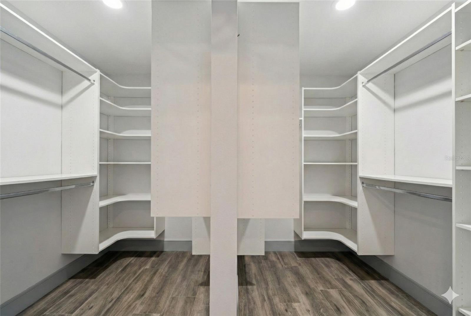 Image 16 of 88 For 292 Sunlit Cove Drive Ne