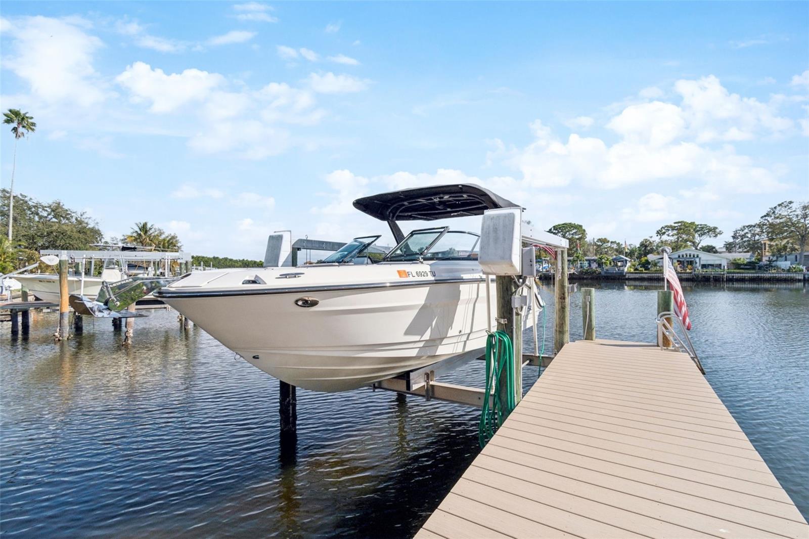 Image 3 of 88 For 292 Sunlit Cove Drive Ne