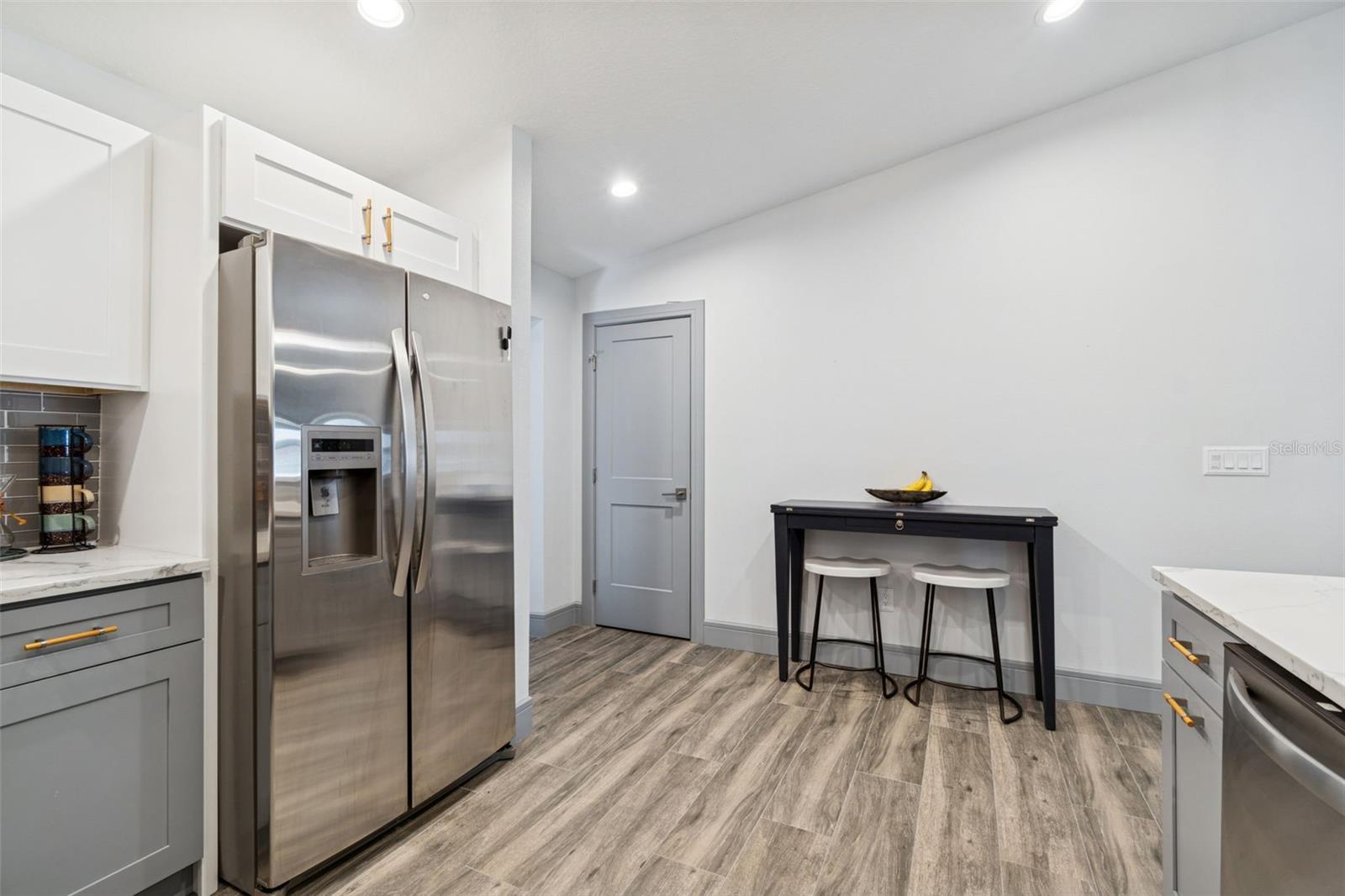 Image 41 of 88 For 292 Sunlit Cove Drive Ne