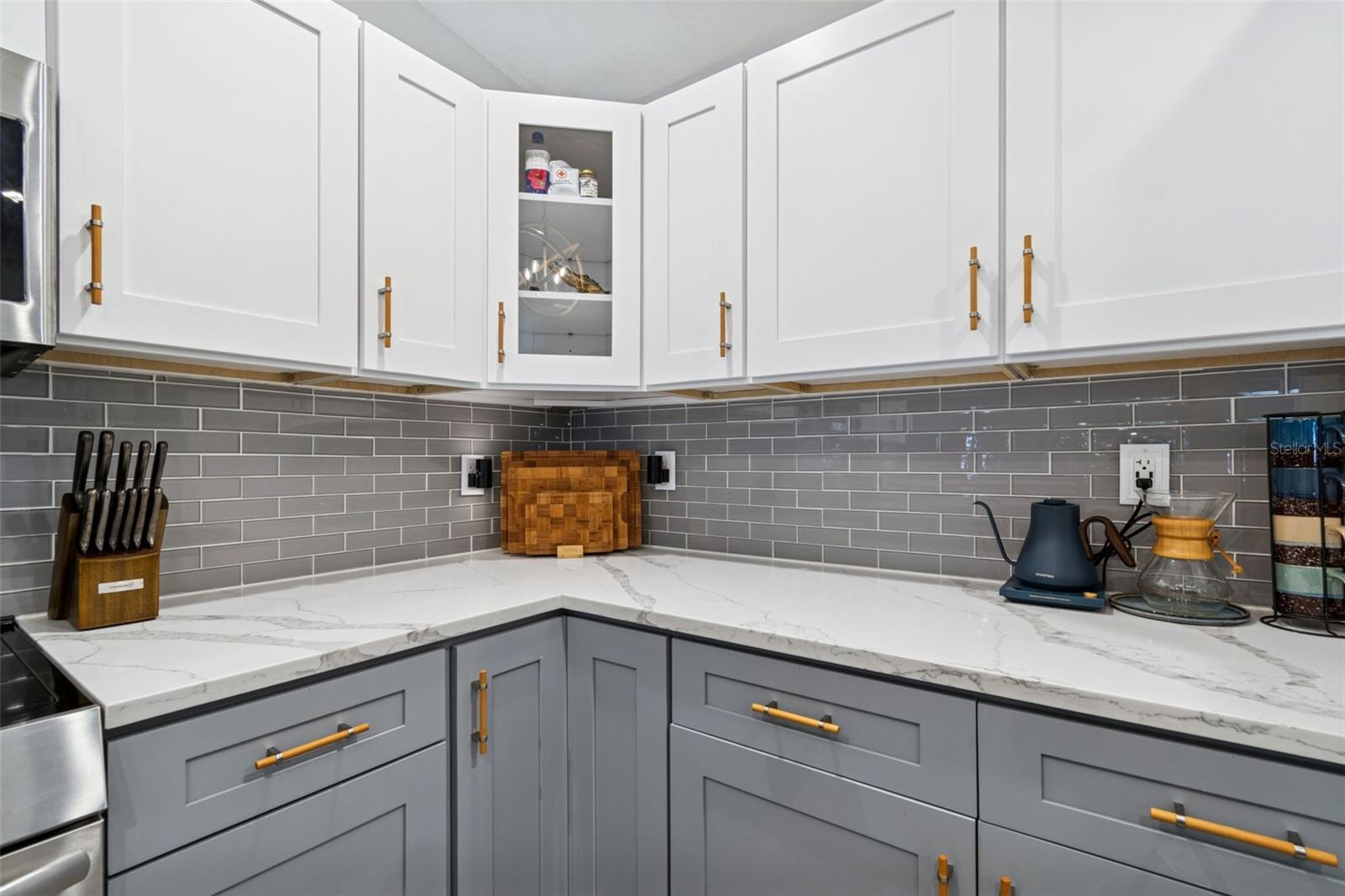 Image 42 of 88 For 292 Sunlit Cove Drive Ne