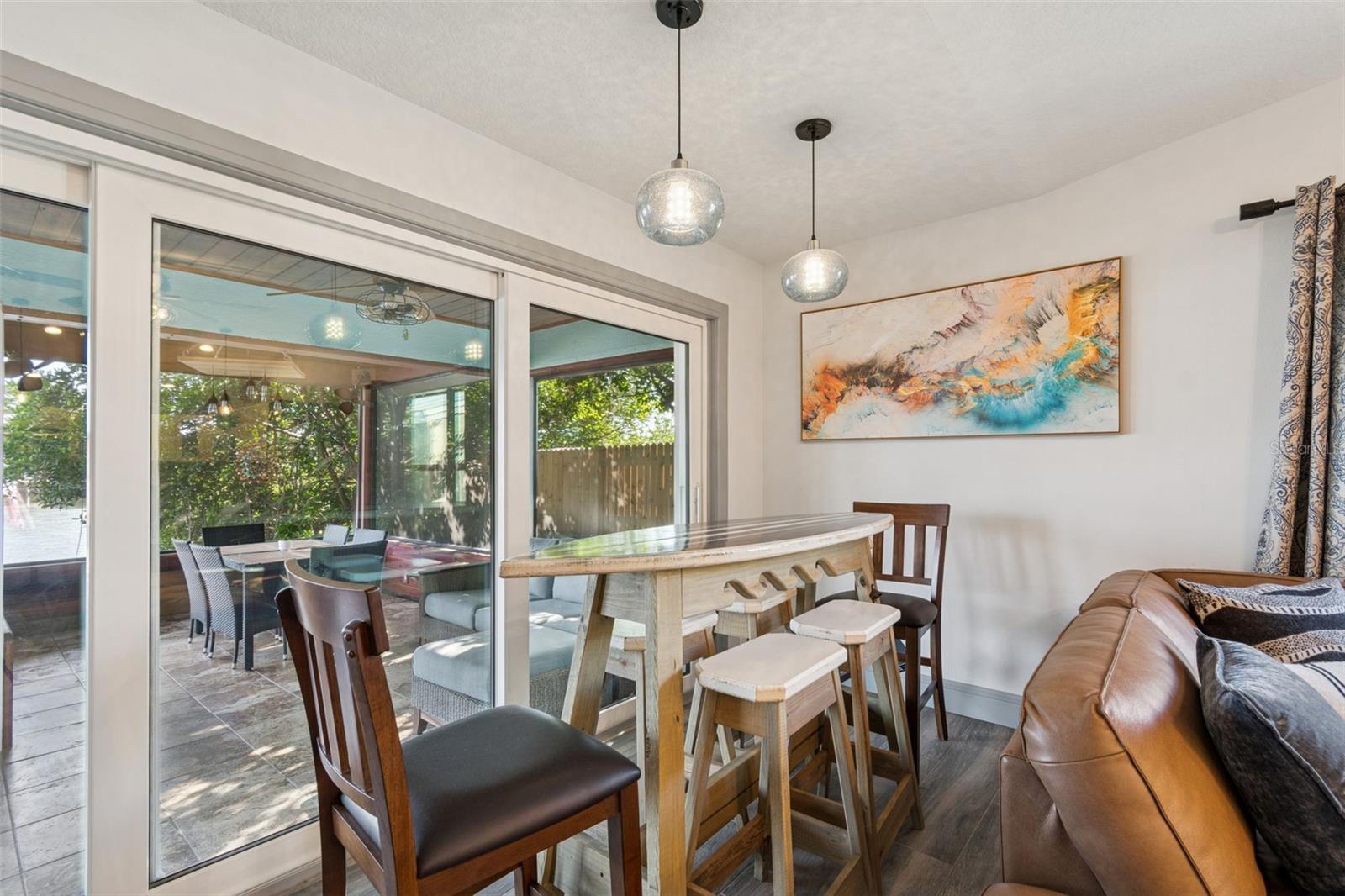 Image 47 of 88 For 292 Sunlit Cove Drive Ne