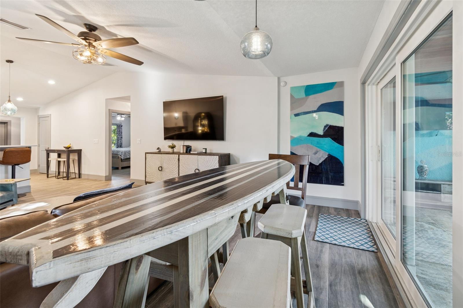 Image 48 of 88 For 292 Sunlit Cove Drive Ne