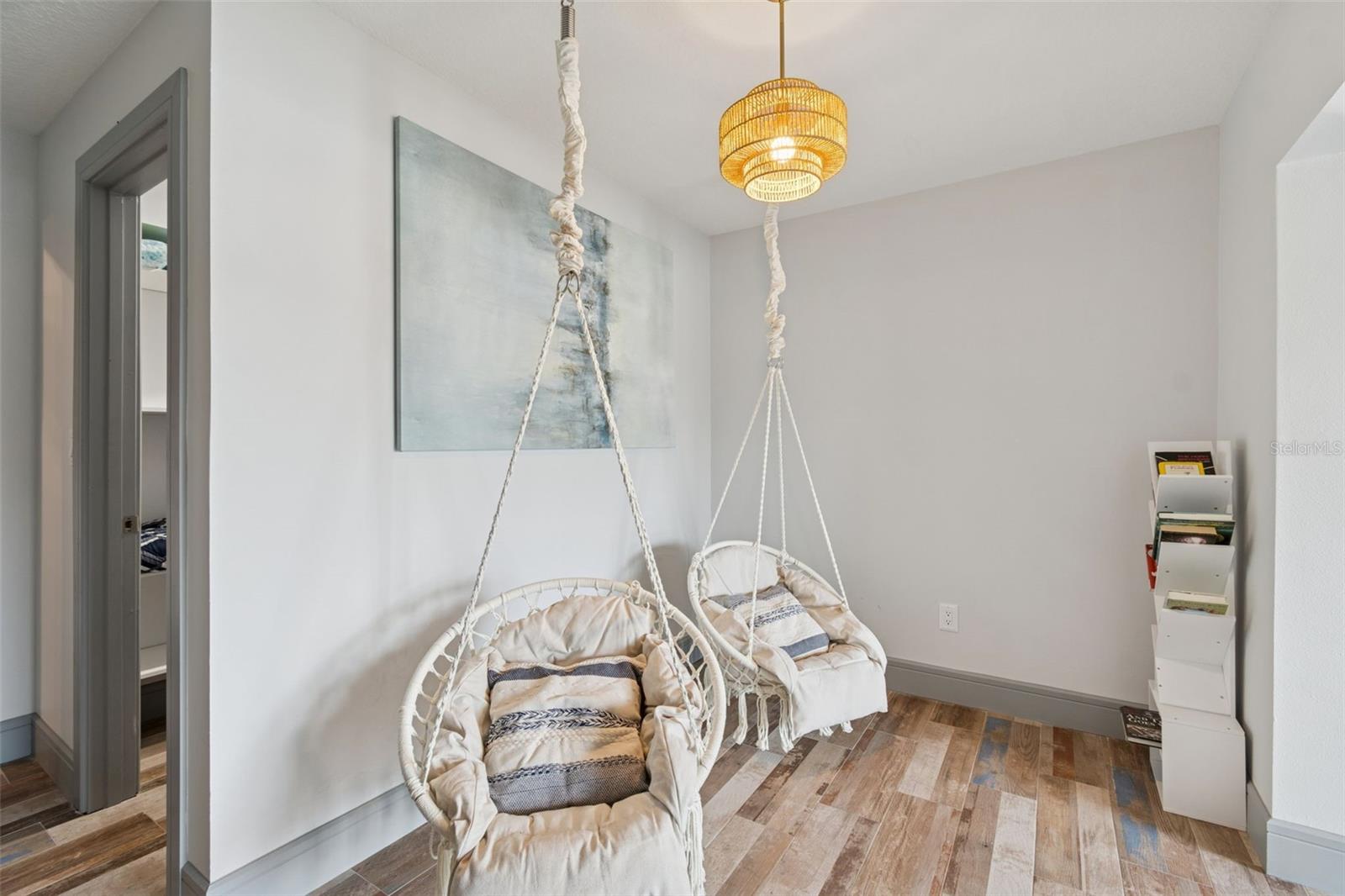 Image 58 of 88 For 292 Sunlit Cove Drive Ne