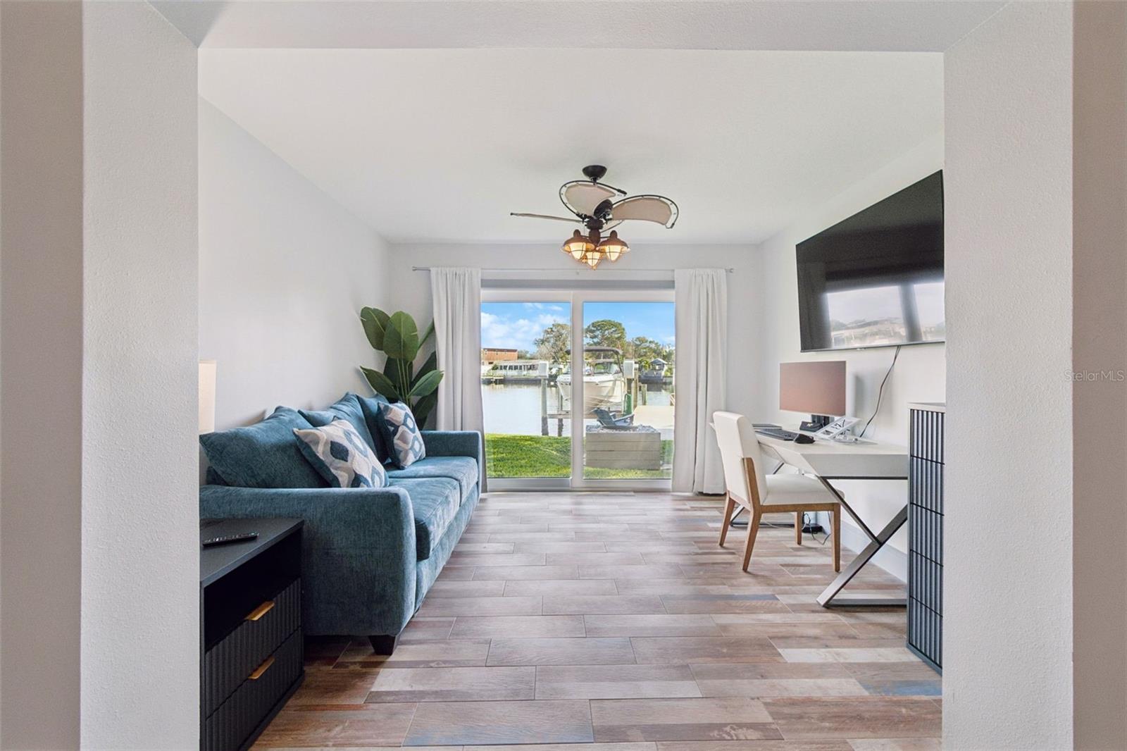 Image 60 of 88 For 292 Sunlit Cove Drive Ne