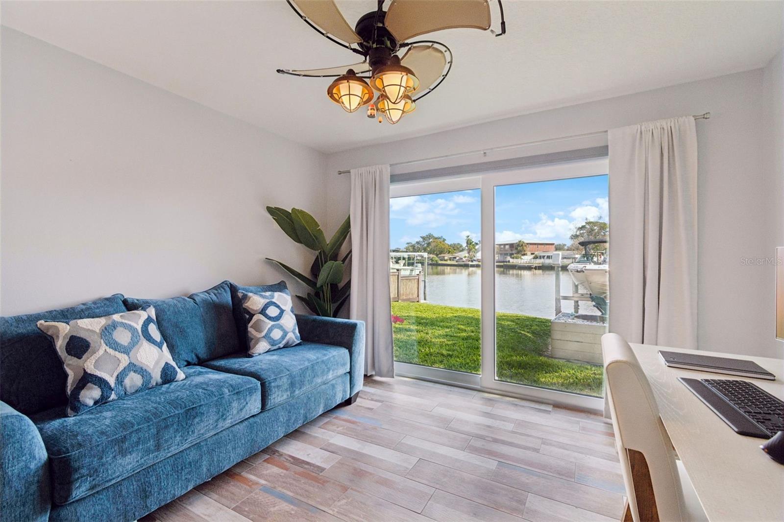 Image 61 of 88 For 292 Sunlit Cove Drive Ne