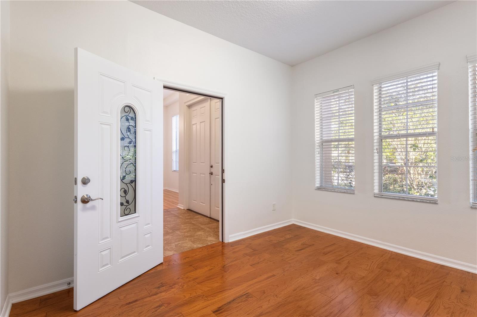 Image 18 of 33 For 20261 Ravens End Drive