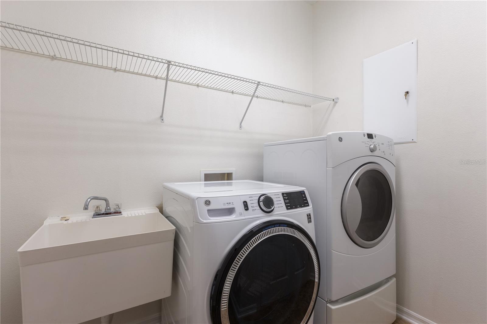 Image 22 of 33 For 20261 Ravens End Drive