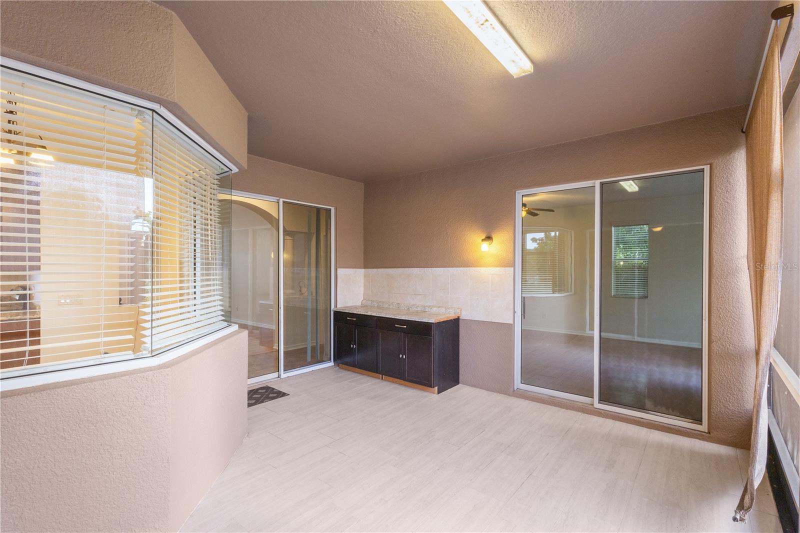 Image 23 of 33 For 20261 Ravens End Drive