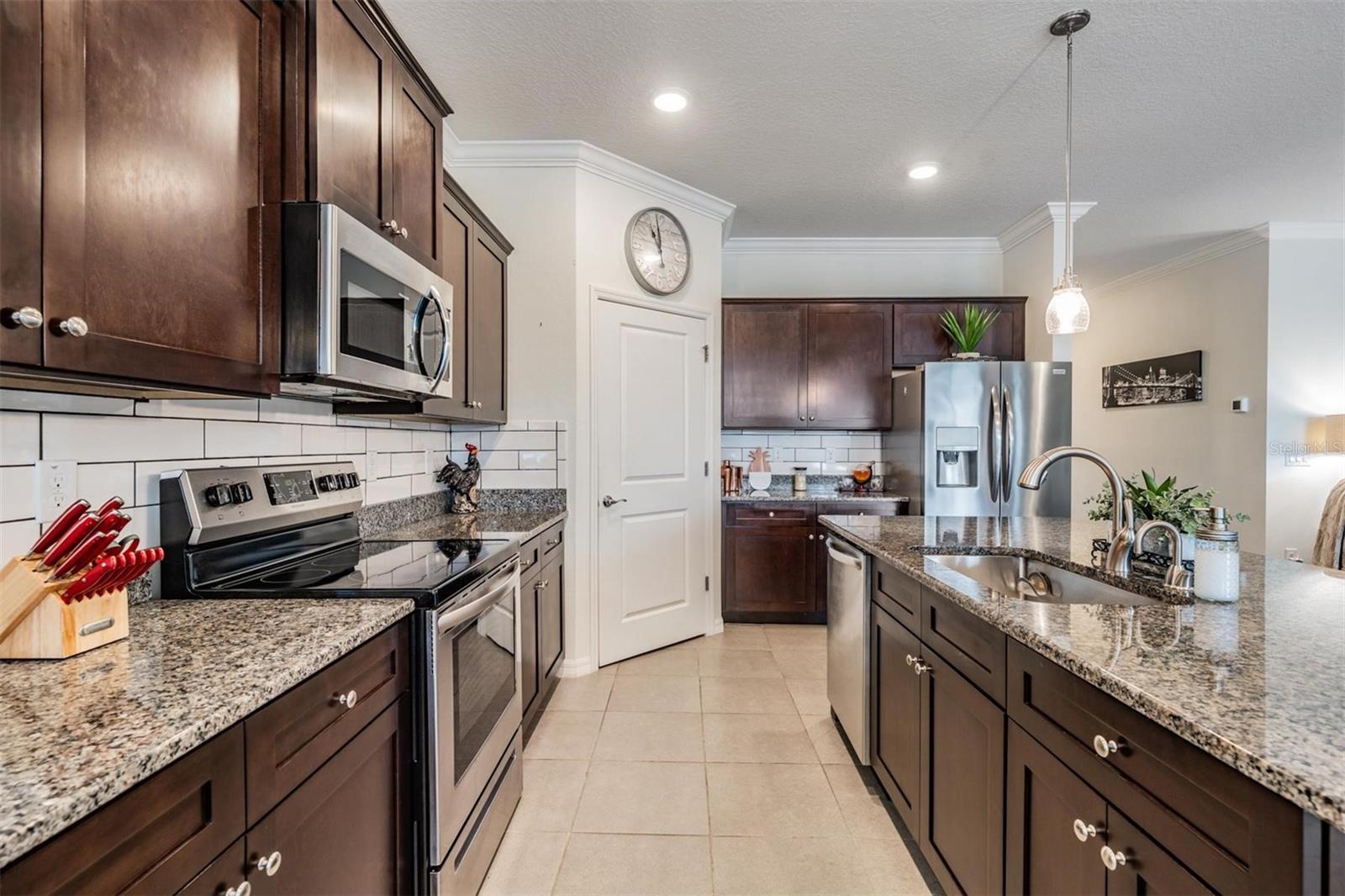 Image 8 of 68 For 1152 Pipestone Place