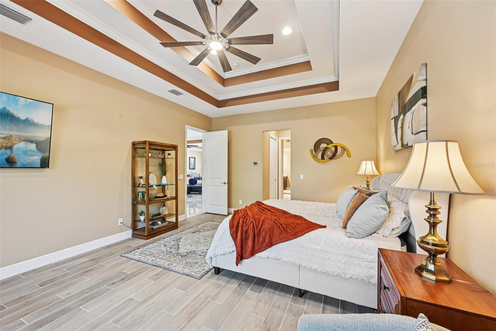 Image 18 of 50 For 15906 39th Glen E