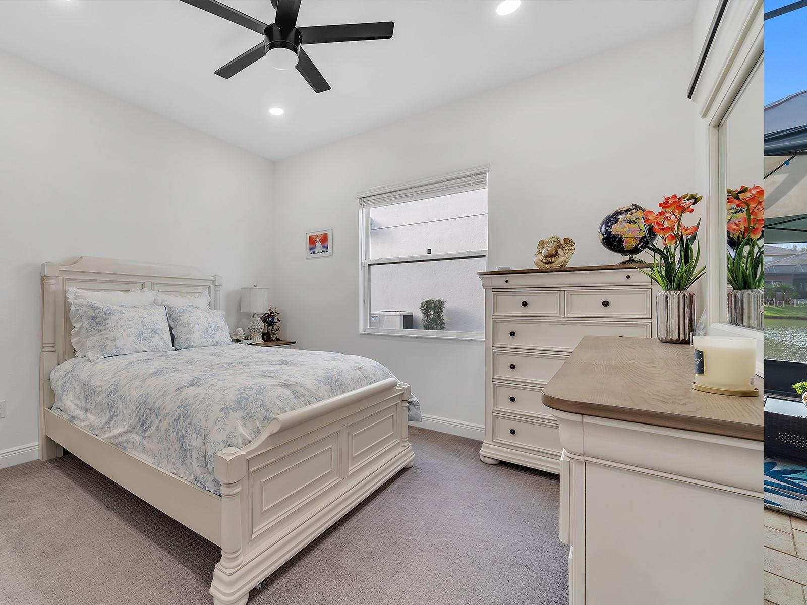 Image 29 of 50 For 31176 Chesapeake Bay Drive