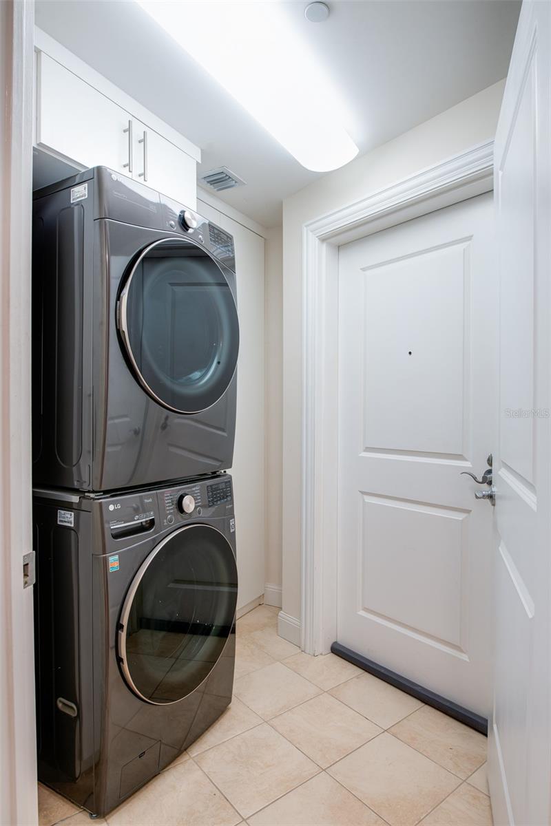 Image 31 of 44 For 450 Knights Run Avenue 605