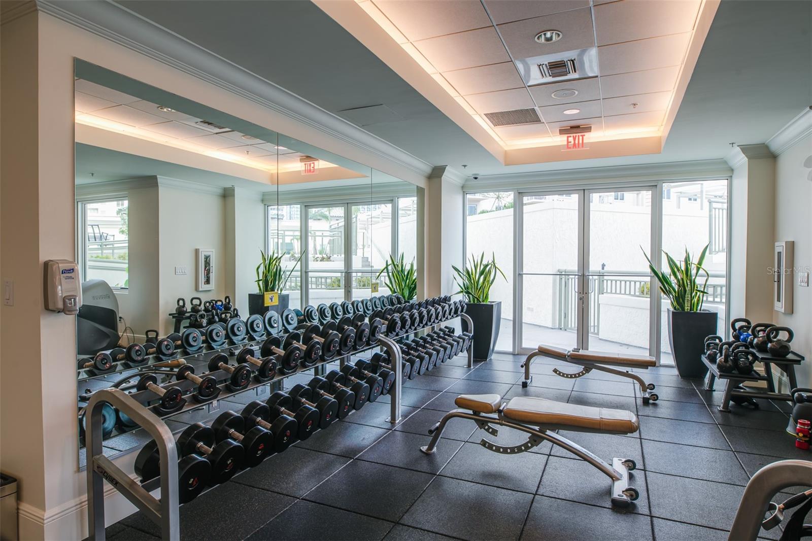 Image 35 of 44 For 450 Knights Run Avenue 605