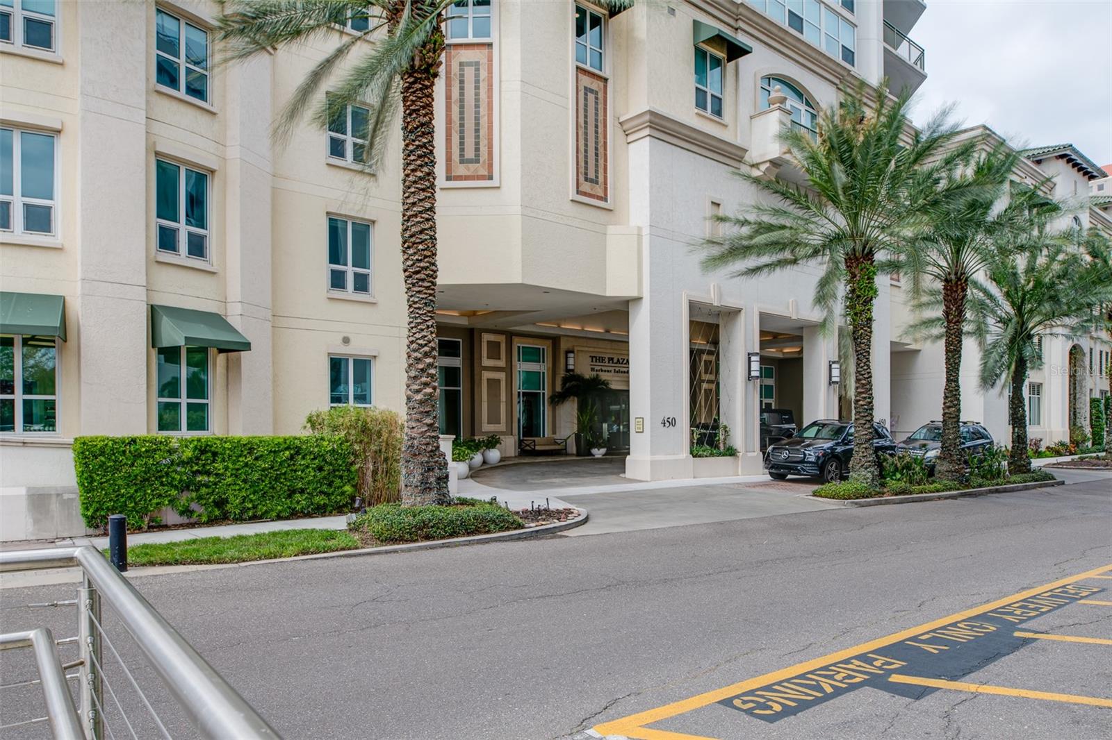 Image 41 of 44 For 450 Knights Run Avenue 605