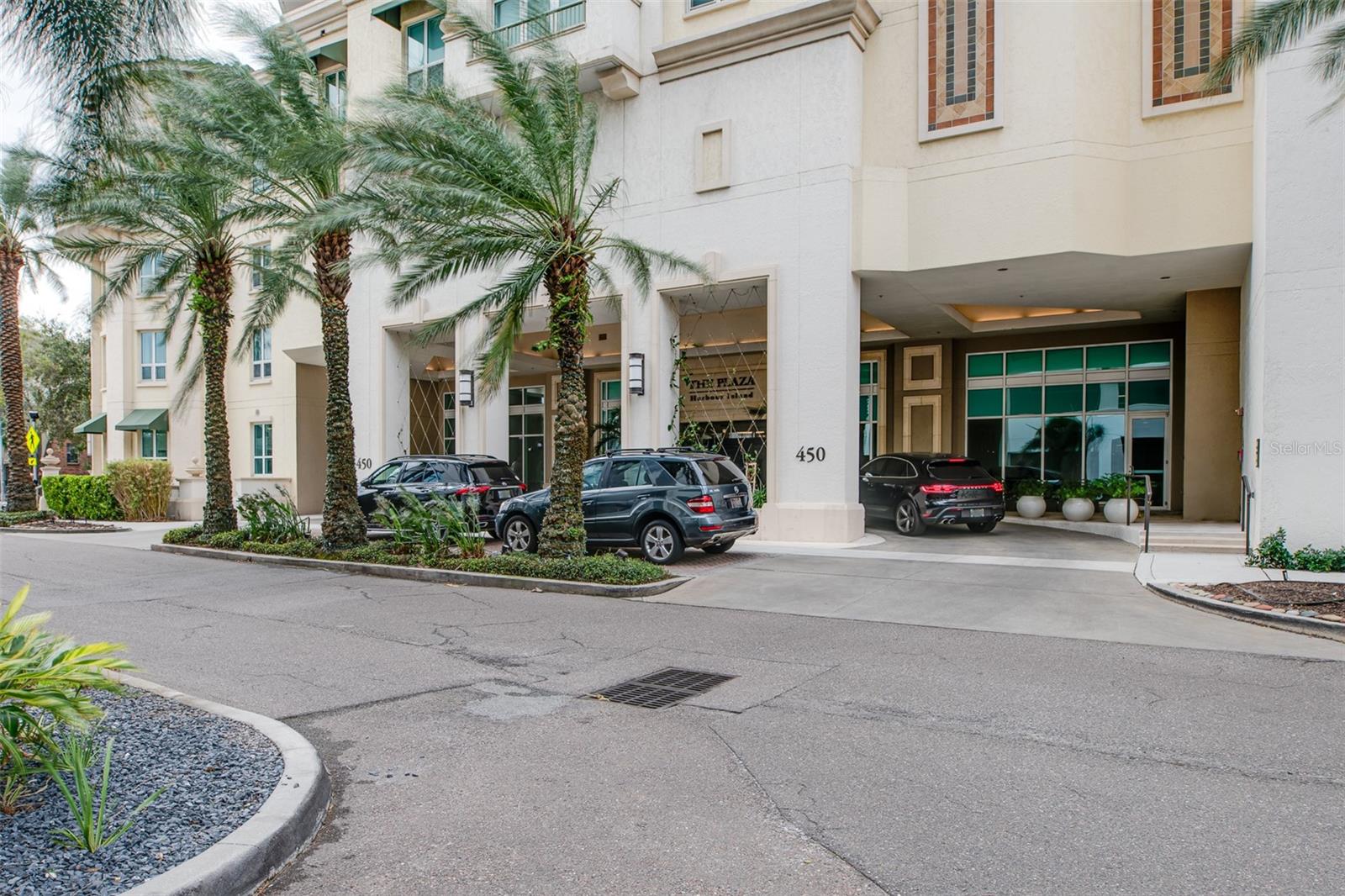 Image 42 of 44 For 450 Knights Run Avenue 605