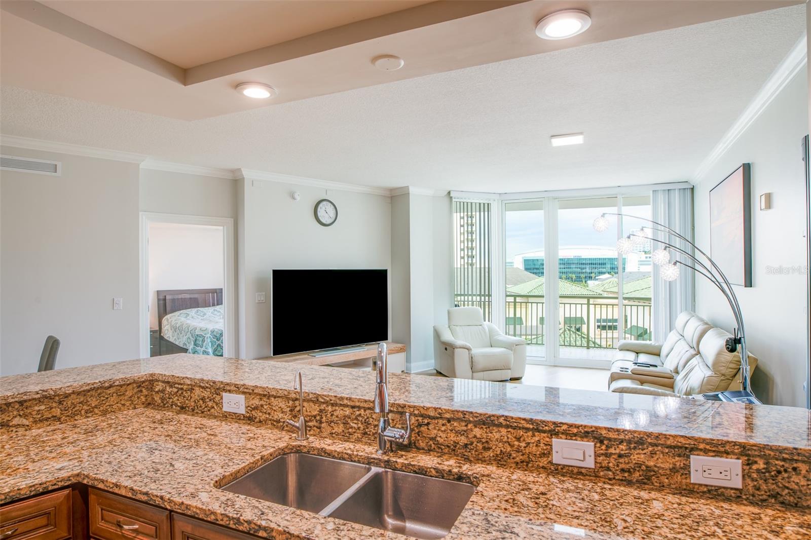 Image 9 of 44 For 450 Knights Run Avenue 605