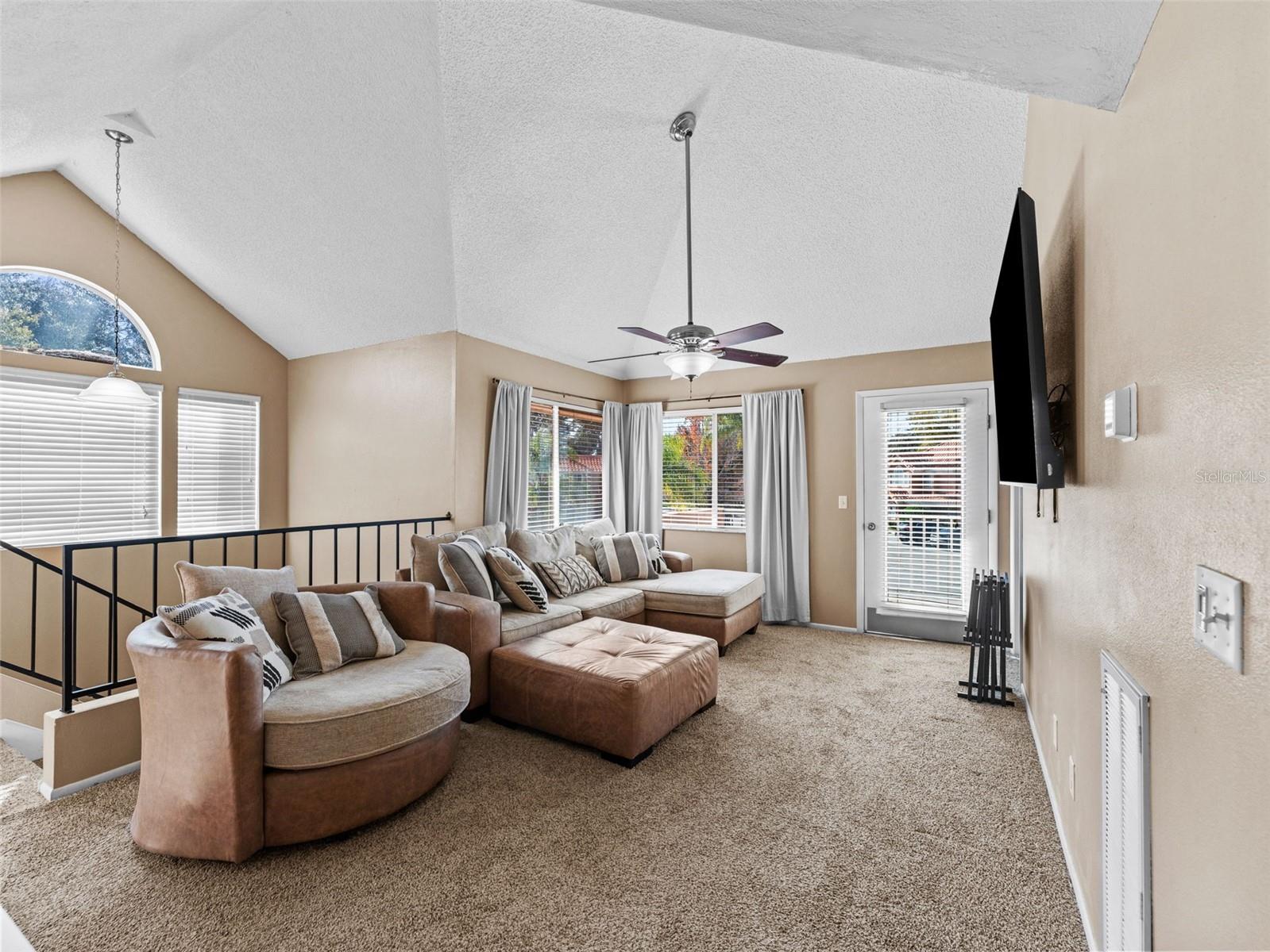 Image 7 of 33 For 7705 Waterview Way 7705