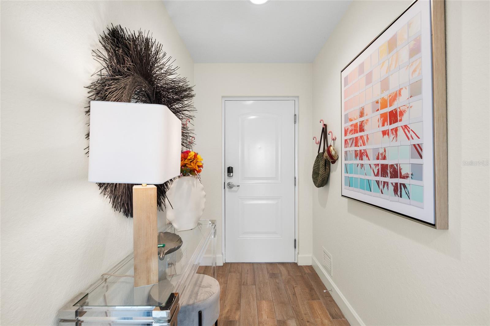 Image 3 of 41 For 20001 Gulf Boulevard 405