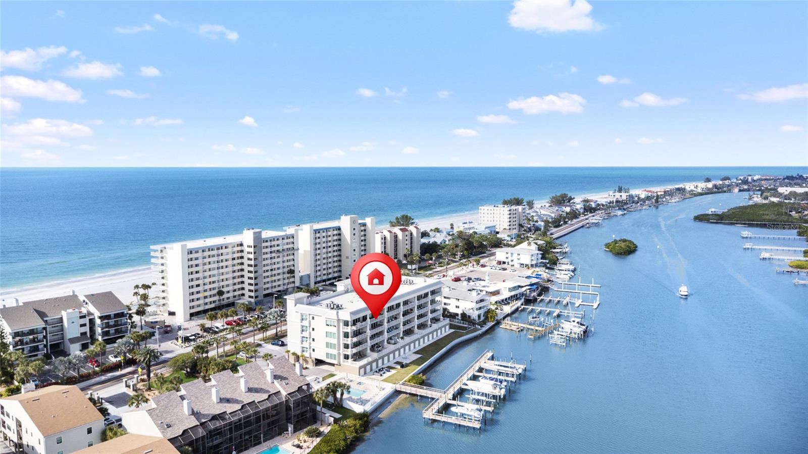 Image 37 of 41 For 20001 Gulf Boulevard 405