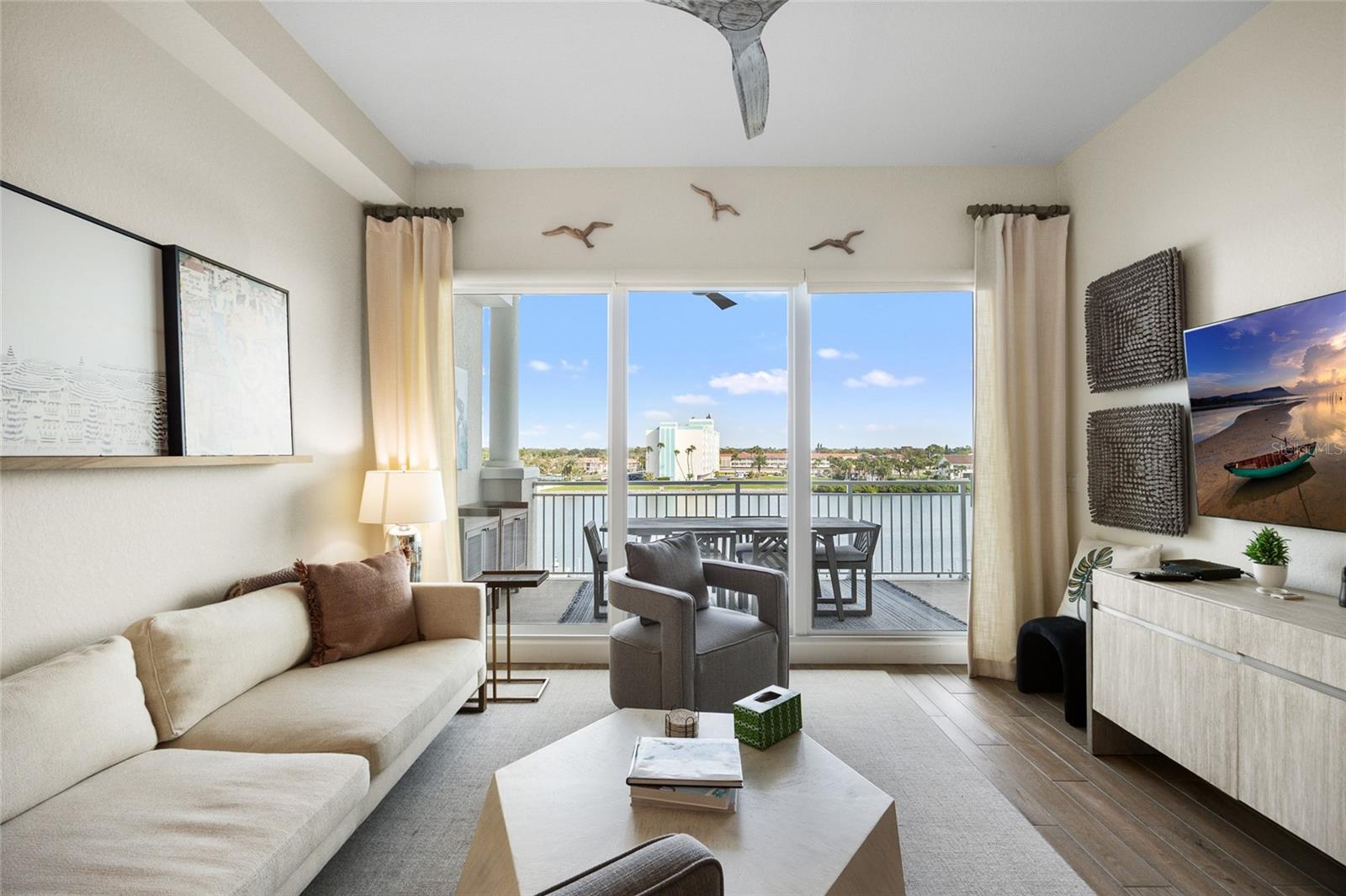 Image 8 of 41 For 20001 Gulf Boulevard 405