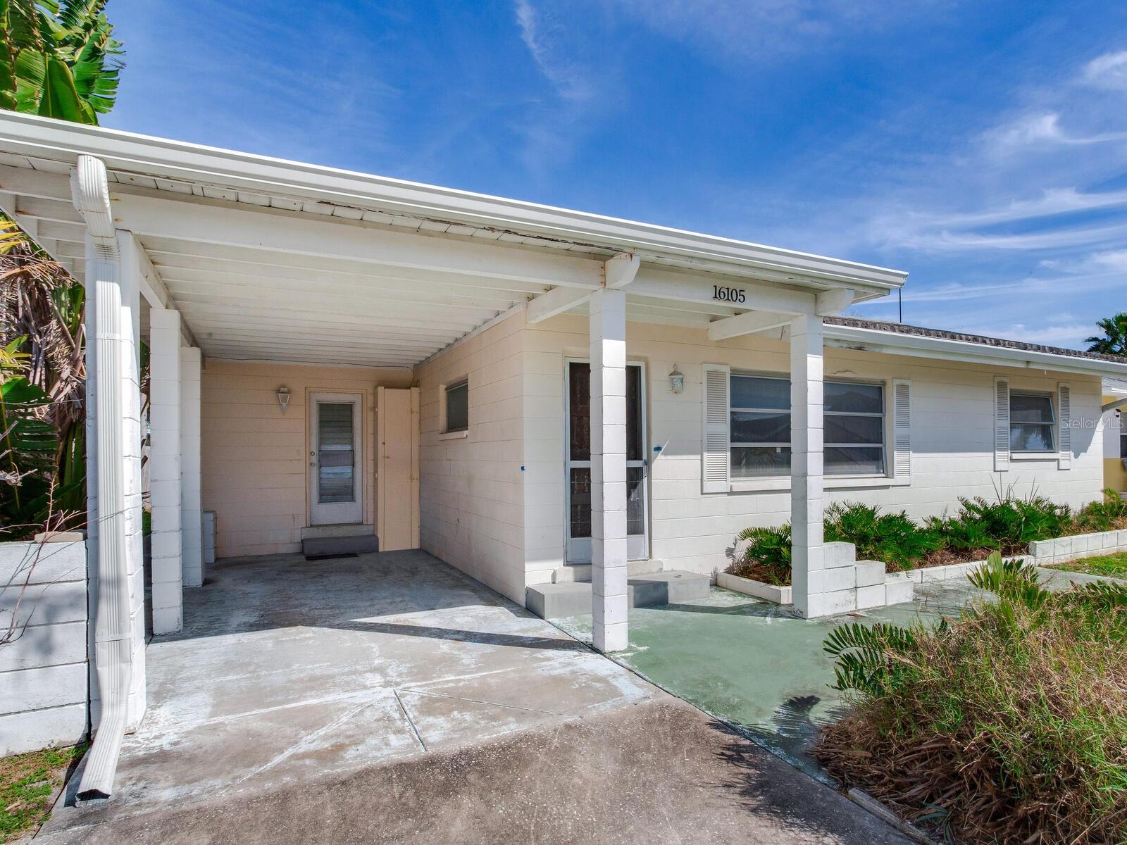 Image 4 of 21 For 16105 1st Street E