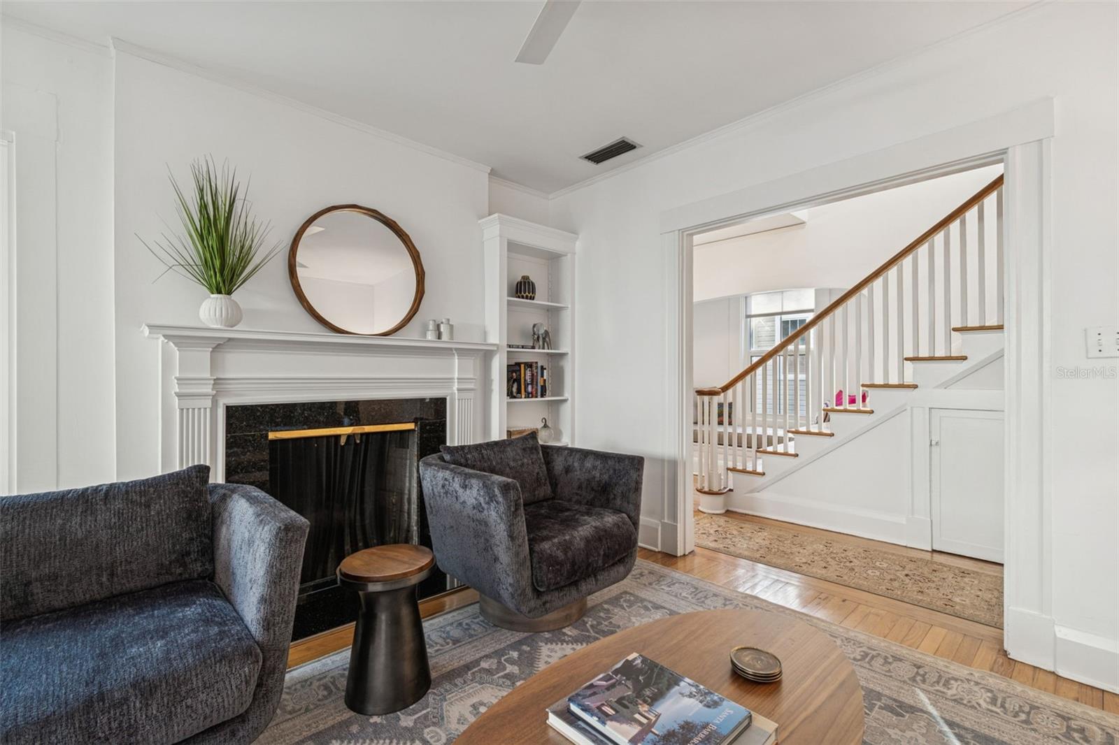 Image 26 of 55 For 2527 Watrous Avenue