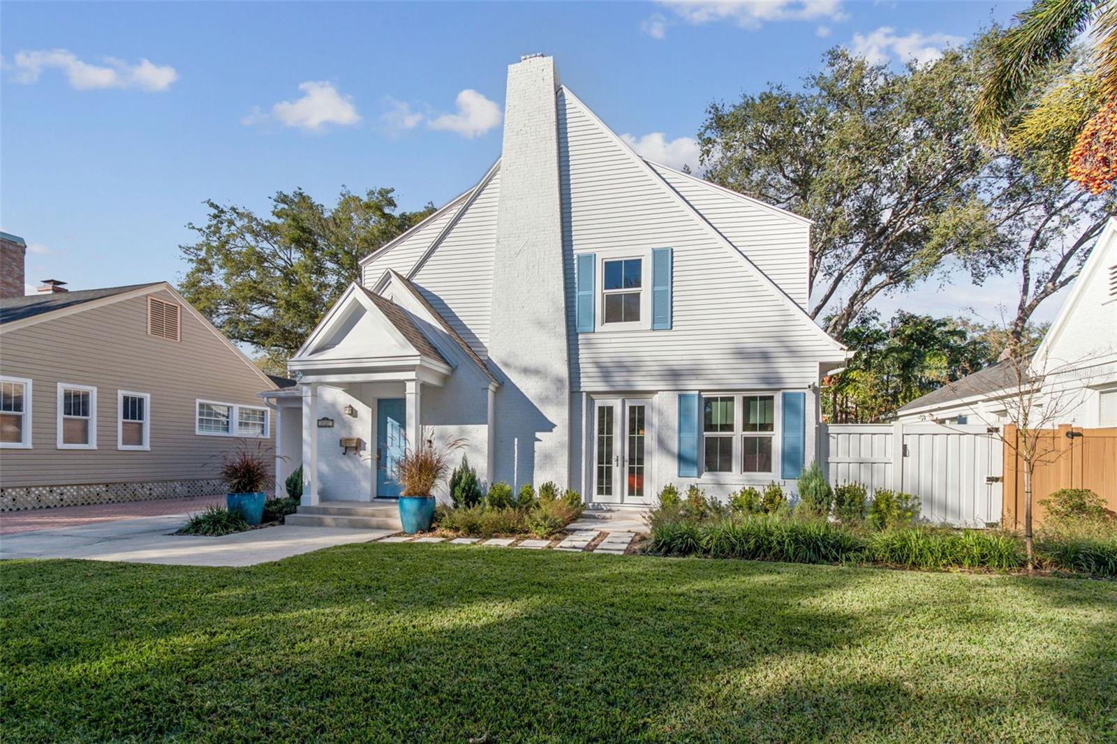 Image 3 of 55 For 2527 Watrous Avenue